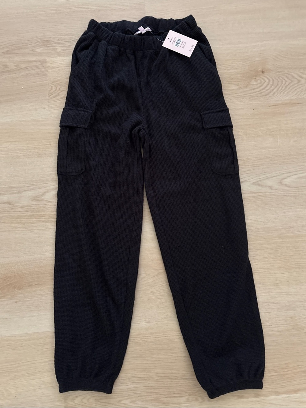 NWT Black Waffle Cargo Joggers - XS